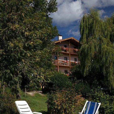 Albergo Bellaria Carano  Dış mekan fotoğraf
